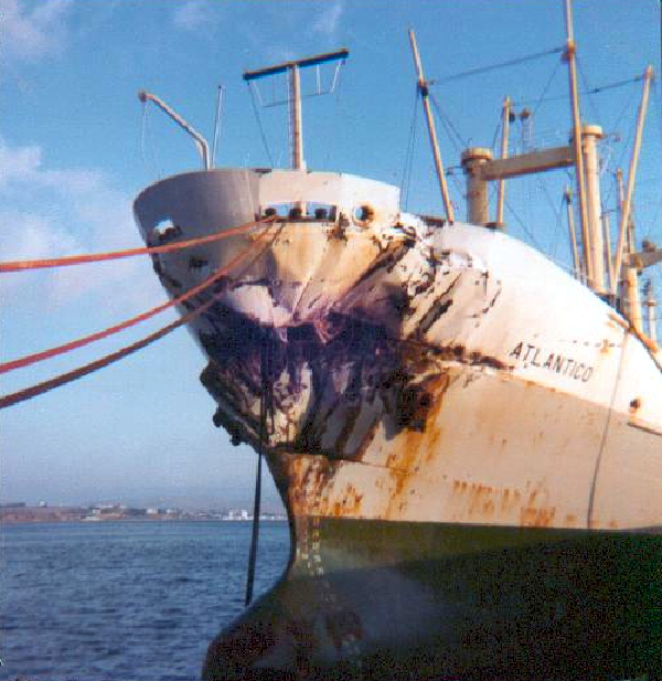 Colisin en el Estrecho